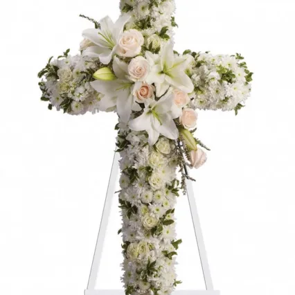 Cruce – Crini, Minirosa, Crizanteme, Trandafiri, Verdeata