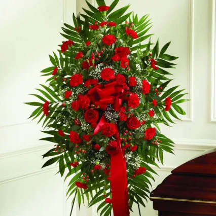 Aranjament – Trandafiri, Garoafe, Hypericum, Gypsophila, Chico, Verdeata