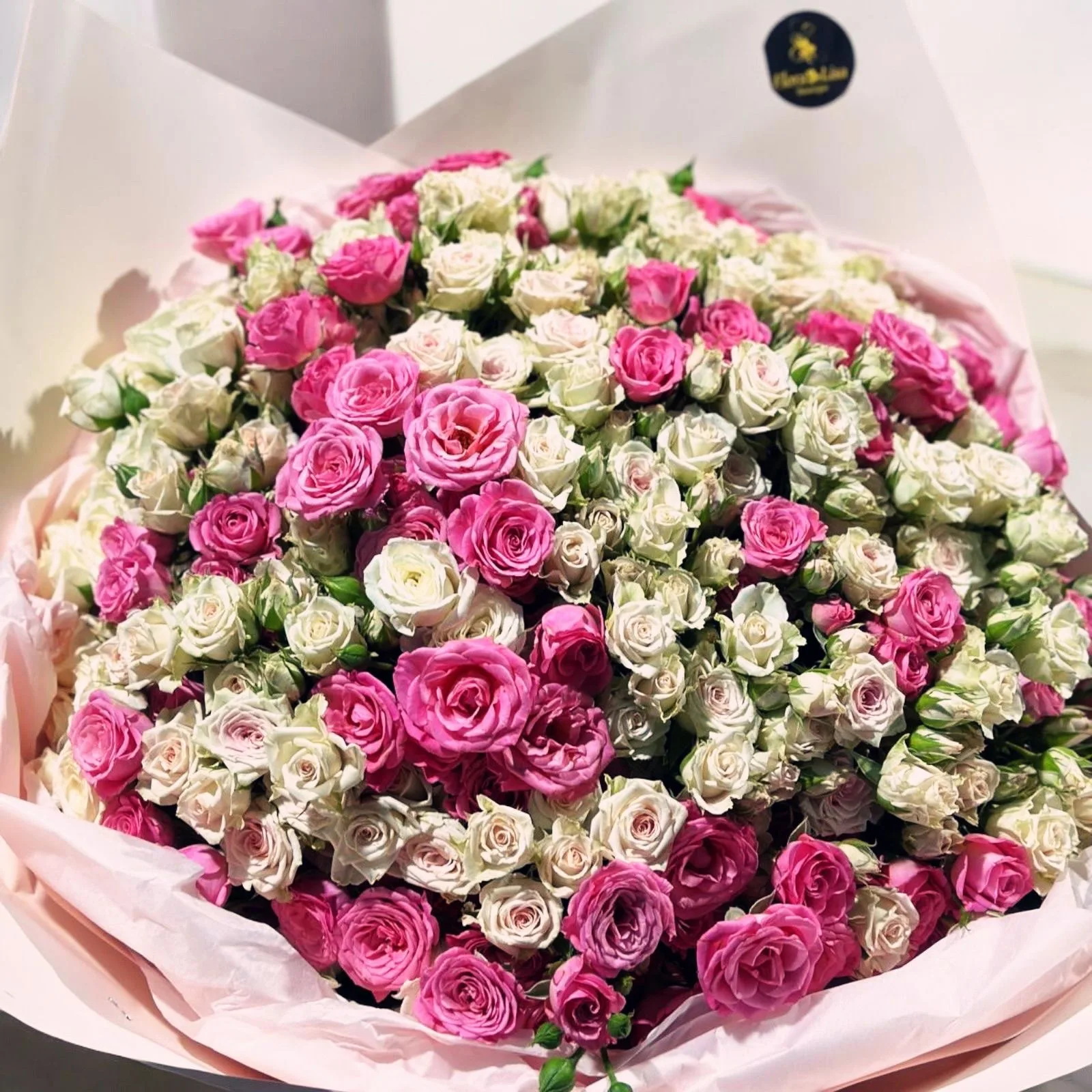 Buchet Soft Colors - imagine 3