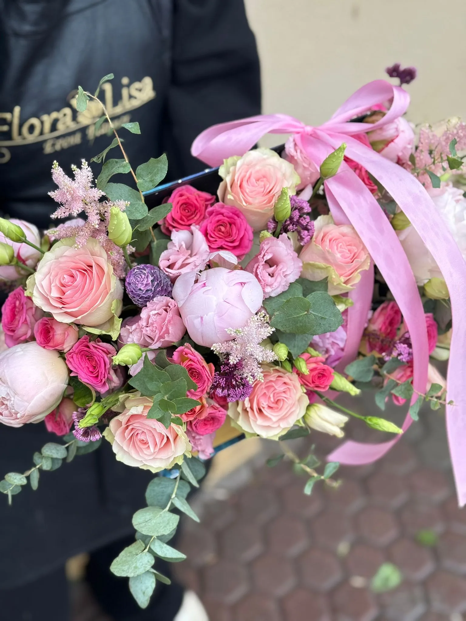 Aranjament in forma de carte - imagine 3