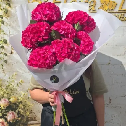 Buchet 7 hortensii fucsia vibrante